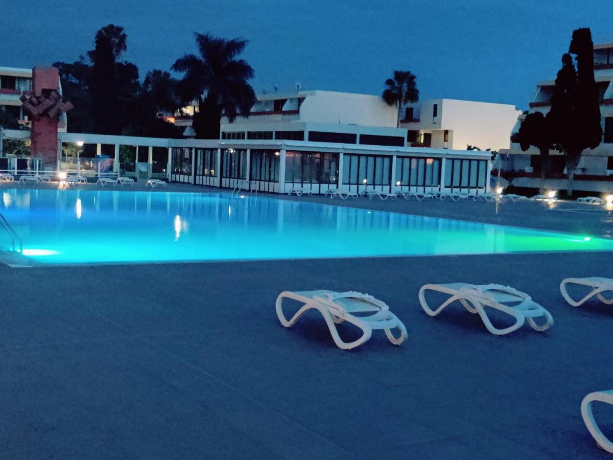 Maravilla Suite 140 M2 - 3 Bedrooms, Heated Pool طوستا ديل سيلونثيو المظهر الخارجي الصورة