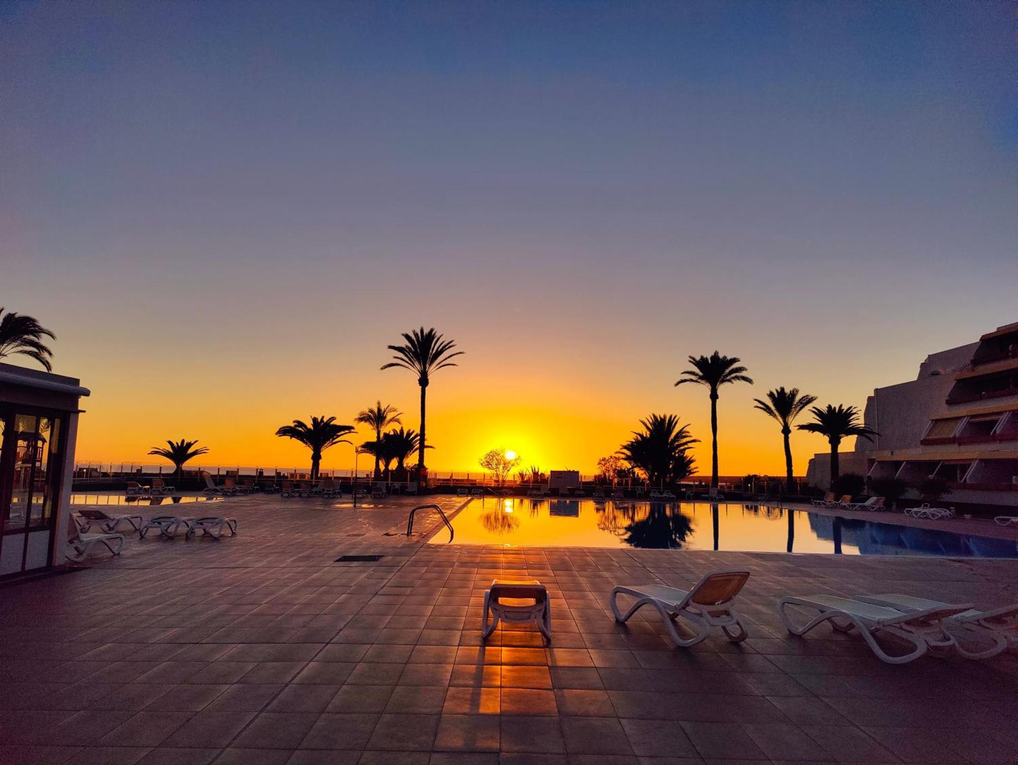 Maravilla Suite 140 M2 - 3 Bedrooms, Heated Pool طوستا ديل سيلونثيو المظهر الخارجي الصورة